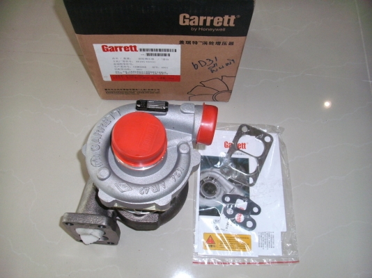 เทอร์โบ 6D31,PART No.46185-01010(หน้าแปรน สี่เหลี่ยมผืนผ้า)