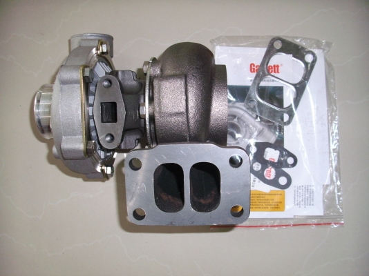 เทอร์โบ 6D31,PART No.46185-01010(หน้าแปรน สี่เหลี่ยมผืนผ้า)