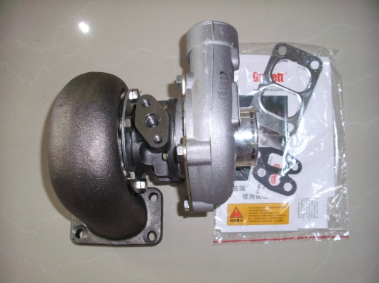 เทอร์โบ 6D31,PART No.46185-01010(หน้าแปรน สี่เหลี่ยมผืนผ้า)