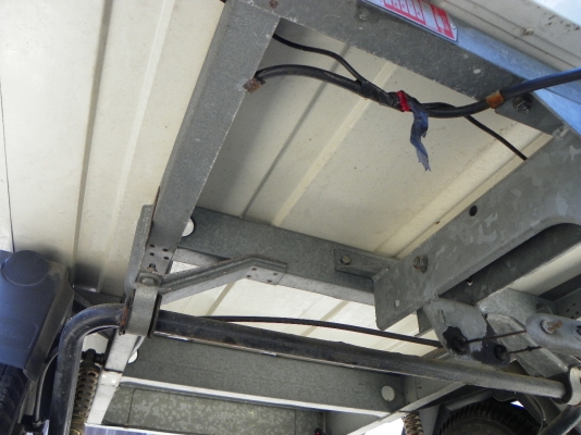 ขายเทเลอร์ ELLEBI สำหรับเก็บสำภาระ งานญี่ปุ่น สภาพสวย สมบูรณ์