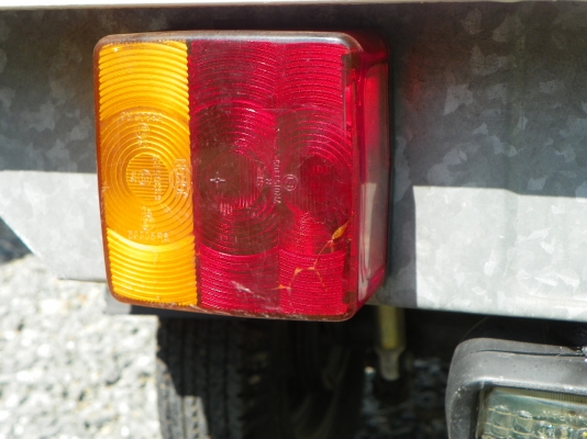 ขายเทเลอร์ ELLEBI สำหรับเก็บสำภาระ งานญี่ปุ่น สภาพสวย สมบูรณ์