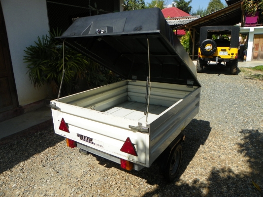 ขายเทเลอร์ ELLEBI สำหรับเก็บสำภาระ งานญี่ปุ่น สภาพสวย สมบูรณ์