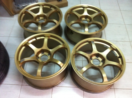 ขาย  RG2  ขอบ18   หน้า8.5หลัง9.5   5รู