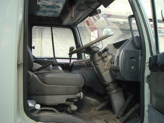 HINO FF 195 HP HO7D รถตู้แห้ง 3 บานยาว 7.20 เมตร เครื่องดี ภายในเก๋งครบ