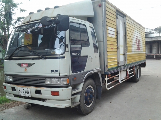 HINO FF 195 HP HO7D รถตู้แห้ง 3 บานยาว 7.20 เมตร เครื่องดี ภายในเก๋งครบ