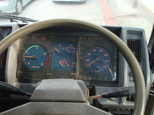 HINO FF 195 HP HO7D รถตู้แห้ง 3 บานยาว 7.20 เมตร เครื่องดี ภายในเก๋งครบ