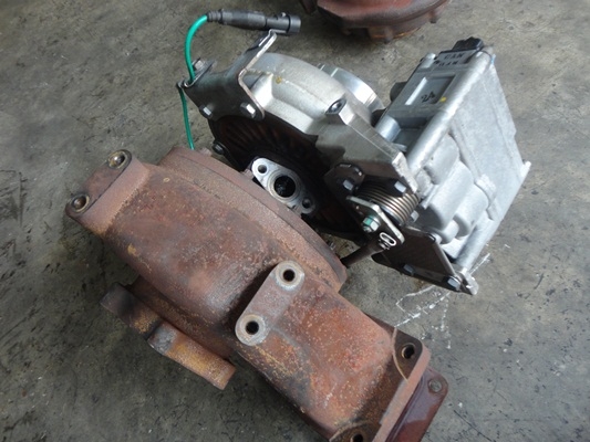 ขายเทอร์โบ GARRETT A/R 0.66 สายเขียว