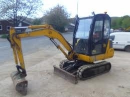 ขาย. MINI EXCAVATOR	 MAKE :	 KUBOTA	 MODEL :	K-040