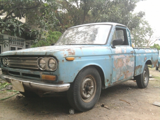 ขาย ดัทสัน 521 เกียร์คอ เครื่องติดมีทะเบียนพร้อมชุดโอน มี 2 คันน