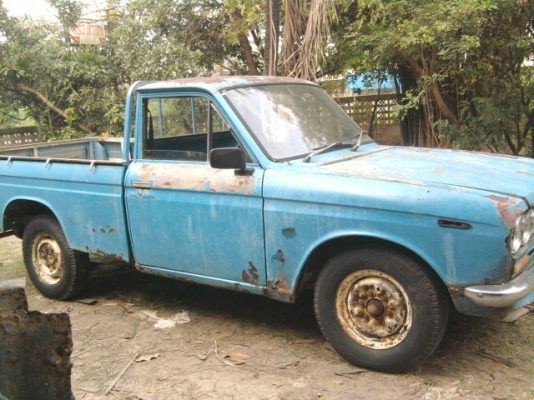 ขาย ดัทสัน 521 เกียร์คอ เครื่องติดมีทะเบียนพร้อมชุดโอน มี 2 คันน