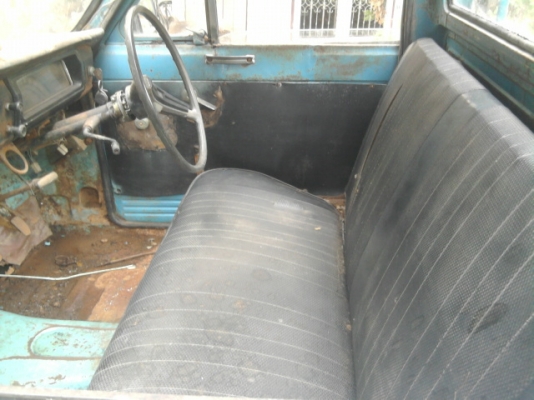 ขาย ดัทสัน 521 เกียร์คอ เครื่องติดมีทะเบียนพร้อมชุดโอน มี 2 คันน