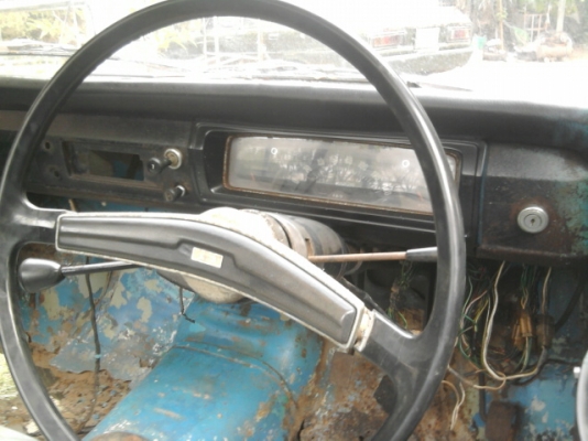 ขาย ดัทสัน 521 เกียร์คอ เครื่องติดมีทะเบียนพร้อมชุดโอน มี 2 คันน