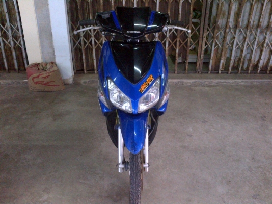 ด่วน!!!!!ฮอนด้าคลิ๊ก ปี49 รถเครื่องดีแน่นๆ พร้อมใช้ ทะเบียน+เอกสารโอน ภาษีไม่หมด