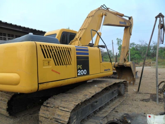 Komatsu PC200-6 Komatsu PC200-6