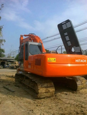 zx200 ฮิตาชิ 8000กว่าชั่วโมงรถห้างขากญี่ปุ่น เจเปน รถสวยพร้อมใช้1790000เล่มทะเบียนของแม่ค้าเขาฝากขายสนใจโทรมาจะชี้เป้าหมายให้