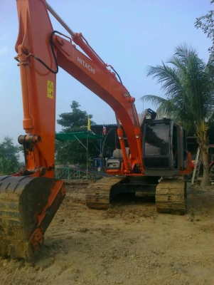 zx200 ฮิตาชิ 8000กว่าชั่วโมงรถห้างขากญี่ปุ่น เจเปน รถสวยพร้อมใช้1790000เล่มทะเบียนของแม่ค้าเขาฝากขายสนใจโทรมาจะชี้เป้าหมายให้