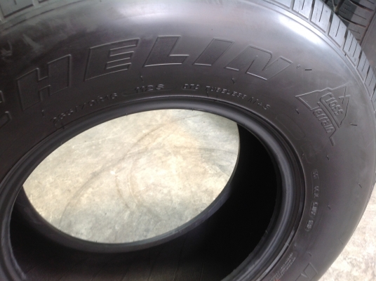 ขายถูก ยาง MICHELIN CrossTerrain 265/70R16 ยางรถป้ายแดง ดอกสวย ขาย4เส้น ราคา 15000 บาท สนใจติดต่อ 089-6669061