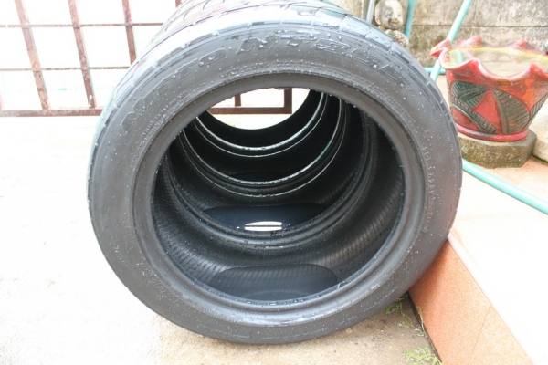 ขายยางยุ่นมือสอง NITTO NT555 195/55R15 ปี10 สภาพนางฟ้า