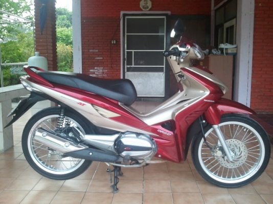 ธารนนทบุรี//ขาย honda wave110i at ปี54สวยๆเดิมๆ ราคา22,000บาท ทะเบียนพร้อมโอนค่ะ