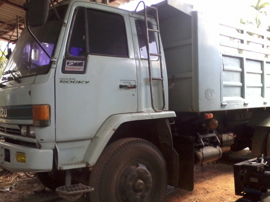 รถ10ล้อisuzurocky240 นางฟ้าแท้สวยพร้อมใช้ ต่อรองราคาเจ้าของโตยตรง