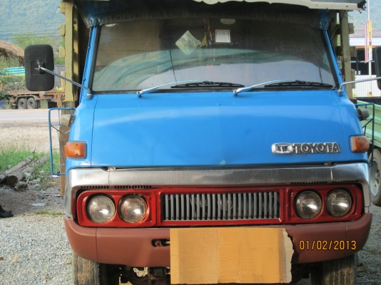 โตโยต้า รถ6ล้อเล็ก