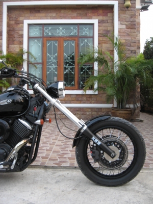 เสร็จแล้วครับ DRAG STAR1100 Y 07 ประกอบใหม่แต่งยุ่นแนว ๆ เสร็จแล้วครับ DRAG STAR1100 Y 07 ประกอบใหม่แต่งยุ่นแนว ๆ