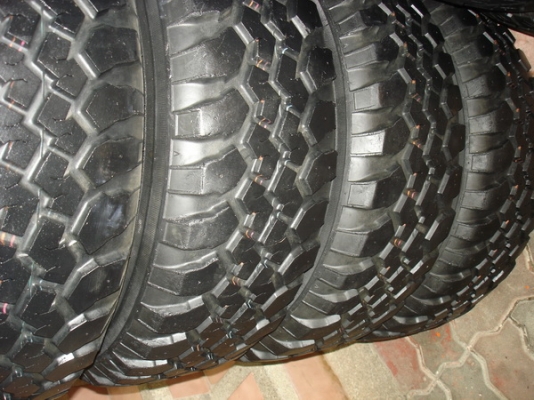 ขายยาง  MUD MAXXIS  31 x 10.5 x 15.........สวยๆ เชิญครับ