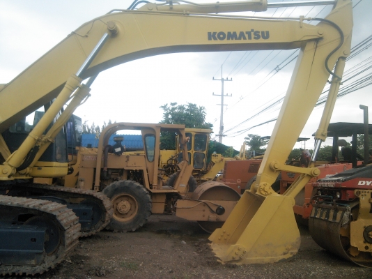 รถแบคโฮ