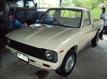 ขาย Toyota RN30 ไฟกลม