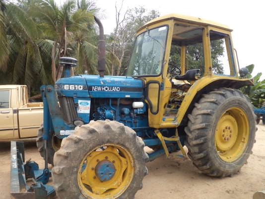 ขายรถไถฟอร์ด 7610 2เพลา