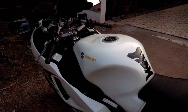 ถูกมากๆHayabusaปี2006อินวอย+สรรพสามิตแท้ๆ เครื่องดีมาก เงียบๆ แห้งๆแรงๆลดด่วนๆ ถูกมากๆHayabusaปี2006อินวอย+สรรพสามิตแท้ๆ เครื่องดีมาก เงียบๆ แห้งๆแรงๆลดด่วนๆ