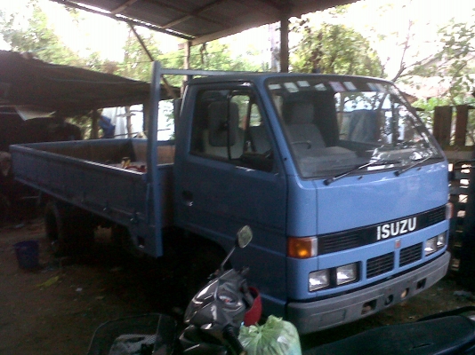 ขายด่วน  NKR110 ปี 2536 ห้างแท้ รถเดิมบางทั้งคัน   เดิมเป็นรถเบียร์ช้าง