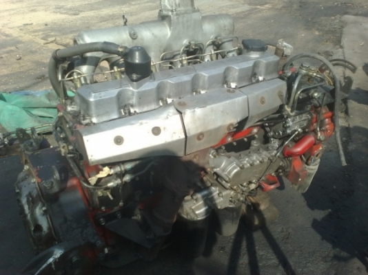 ขายเครื่อง HINO EM100 220 แรง( มี 4 เครื่อง )  เหลือ 3