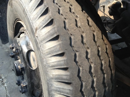 ฮีโน่เปอเฟีย12ล้อเครื่องK13C พร้อมใช้ครับยางเต็ม12เส้น