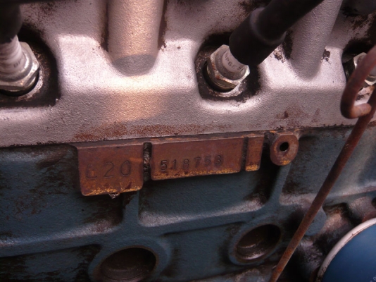 ขายเครื่องยนต์เบนซินขับหลัง Nissan L20