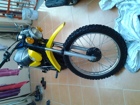 dt125โช๊คคู่ครับขายครับเครื่องฟิดๆๆๆ