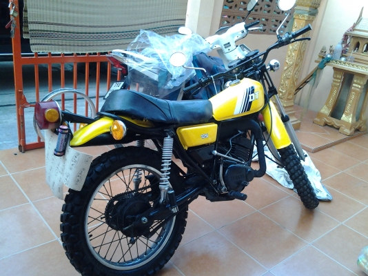 dt125โช๊คคู่ครับขายครับเครื่องฟิดๆๆๆ