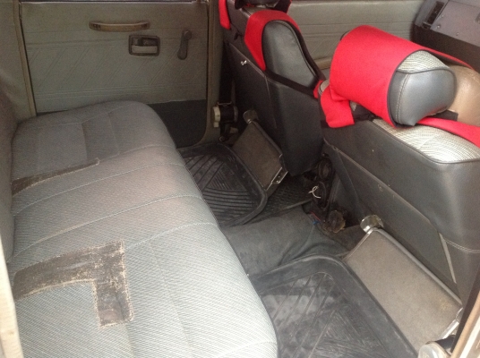 ขายอีซูซุ เคบี แวน ราคา 49000  โทร 081 3298448