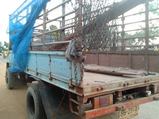 ***ขายแล้วครับขอบคุณ Truck2hand ขาย 6ล้อ อีสุ 110 NKR 57L 110 แรง ปี42 หัวยกได้ เครื่อง4BE1 ฝาดำ แน่น แห้งจัด ไม่ไอไม่เยิ้ม ช่วงล่างใหญ่ พร้อมลุย หน้า120-หลัง135 ยาง 7.50 ดอกเต็ม 6เส้น กระบะยาว4.30ม.ยอกเหล็กแป๊บแข็งแรง คัสซีสวย วางเหล็กเสริมบน1นิ้ว เกียร์