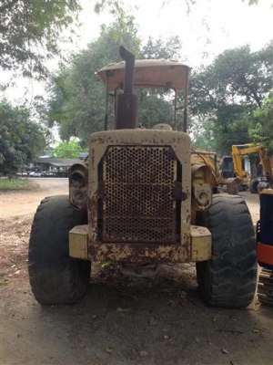 ขายรถตักล้อยาง cat 950   ราคา 550000