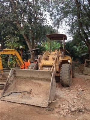 ขายรถตักล้อยาง cat 950   ราคา 550000