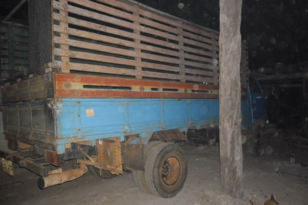 ***ขายแล้วครับขอบคุณ Truck2hand ขาย 6ล้อ ISUZU TL85 เครื่องใหญ่ ช่วงล่างใหญ่ วางเครื่องISUZU 110 4BE1ฝาดำ/ลงเล่มเรียบร้อย เครื่องแห้ง แน่น ไม่หลวม ไม่ไอ ช่วงล่างใหญ่ ของ110 ไม่มีส่าย คัสซีสวยไม่ผุ ยาง7.5 ดี6เส้น กระบะยาว4.30ม.พื้นไม้คอกไม้ ไม่ผุ หัวดี ภาย