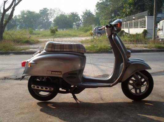 ขาย Giorno 50cc เครื่องฟิตๆแน่นๆ ไม่เยิ้ม สีใหม่ กิ๊กๆ ยางเบิกใหม่ 15,900