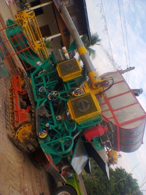 ต้องการขายรถเกี่ยวข้าว