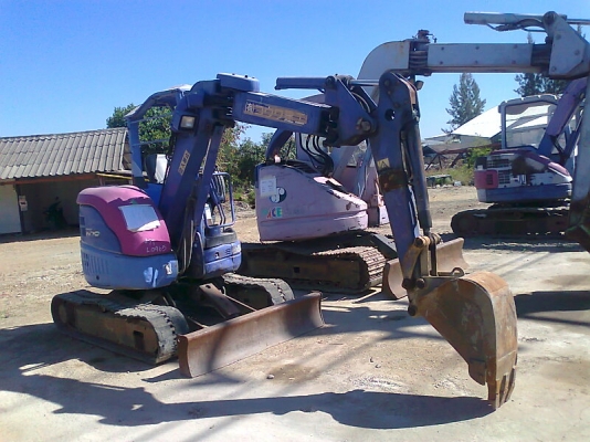 ขายด่วน!..รถขุด KOMATSU PC30 UU- 3-1361x  รุ่นใหม่ รถสวย ทรงดี เก่าญี่ปุ่น สายพันธ์แท้.