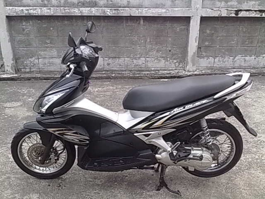 AIR BLADEภาษี2557 ใหม่สุดๆมือแรก เดิมทุกอย่าง ใช้น้อย รถ กรุงเทพ