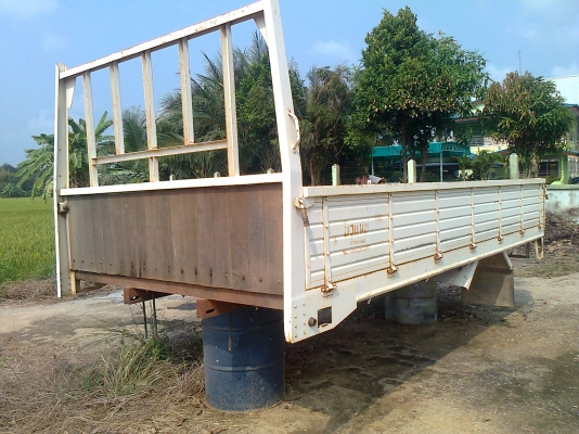 กระบะคาร์โก้ 6 ล้อ ยาว 4.30 เมตร ขายถูกๆๆ