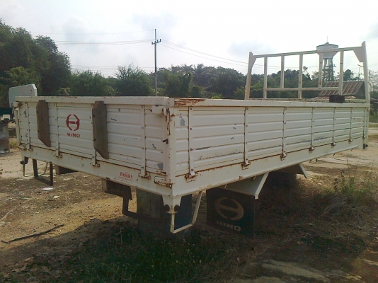 กระบะคาร์โก้ 6 ล้อ ยาว 4.30 เมตร ขายถูกๆๆ