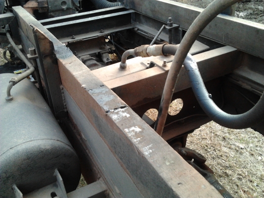 ต้องการขายรถดั้ม ISUZU KT เครื่องยนต์ 4BD1  100 แรงม้า