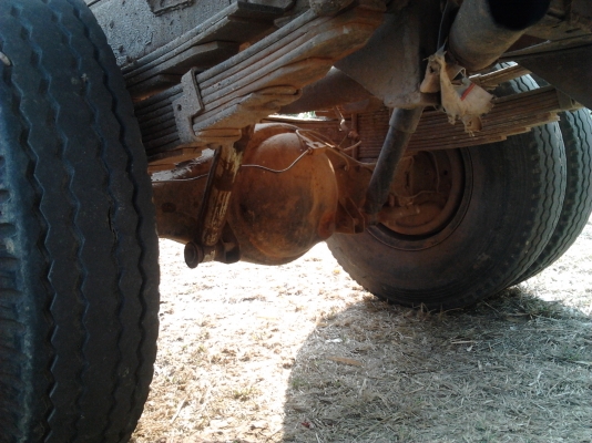 ต้องการขายรถดั้ม ISUZU KT เครื่องยนต์ 4BD1  100 แรงม้า